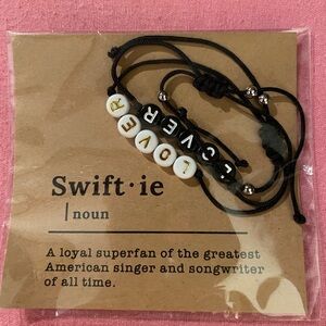 🩷 Swiftie Bracelet 🩷 Lover Lover 🩷